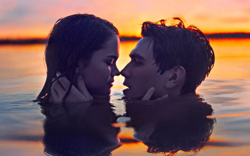 Netflix က ဒီနွေကို အချစ်ကားကောင်းလေးနဲ့ ပရိသတ်ရင်ကို ဖမ်းစားပြန်ပြီ