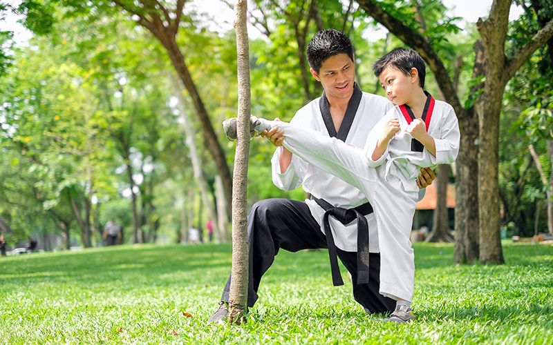 ခေတ်ပျက်ကြီးမှာ ကိုယ့်ကိုယ်ကိုယ်ကာကွယ်နိုင်ဖို့ ကိုယ်ခံပညာသင်တန်းတစ်ခုခု တက်ထားကြစို့