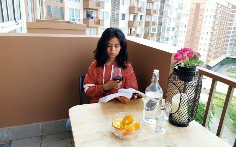 ခရီးသွားရင်း ဖတ်ဖို့အကောင်းဆုံး စာအုပ်တွေ (English)