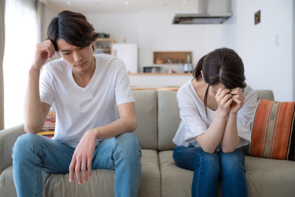လက်တွဲဖြုတ်သင့်တဲ့ Relationship အမျိုးအစား